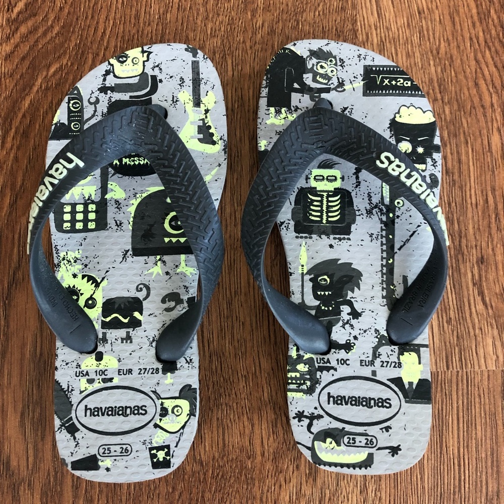 Kids size 10 Glow in the dark Havaianas